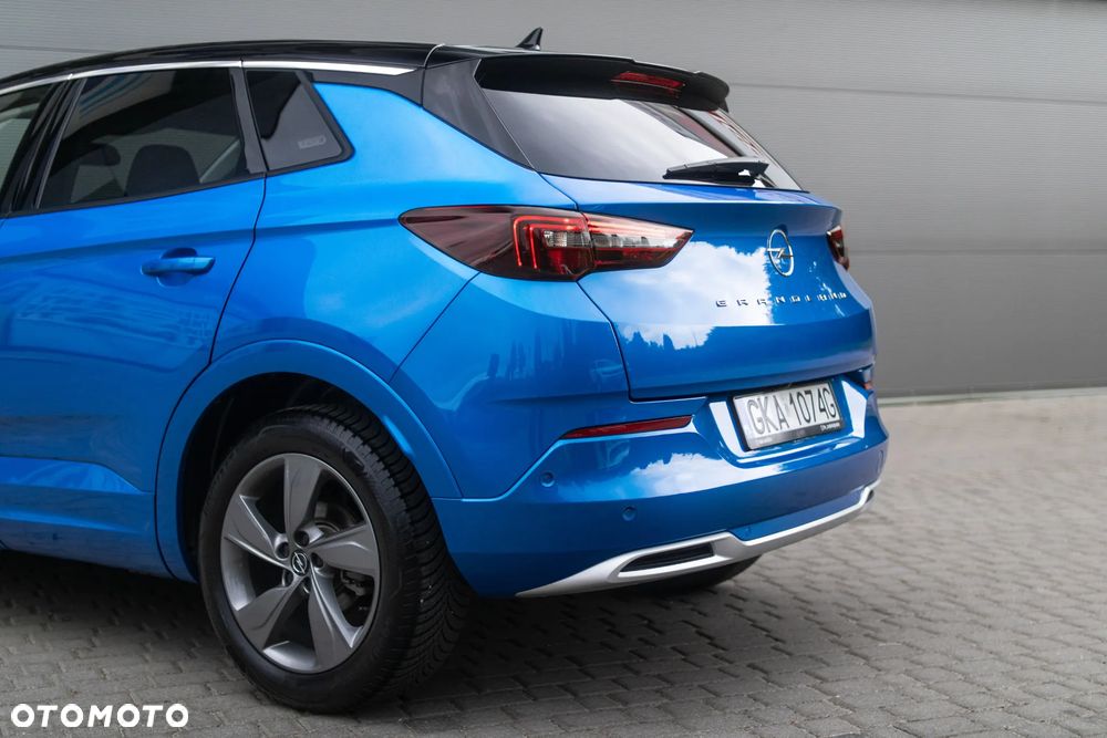Opel Grandland 1.2 T Ultimate S&S - 27
