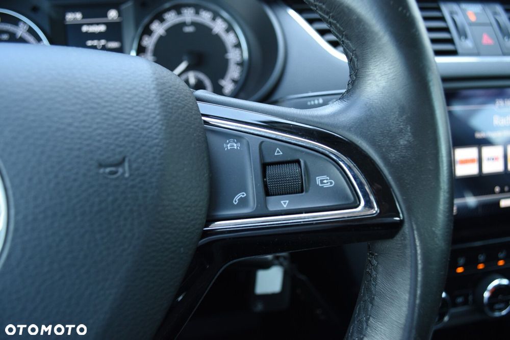 Skoda Octavia 1.4 TSI Ambition - 14