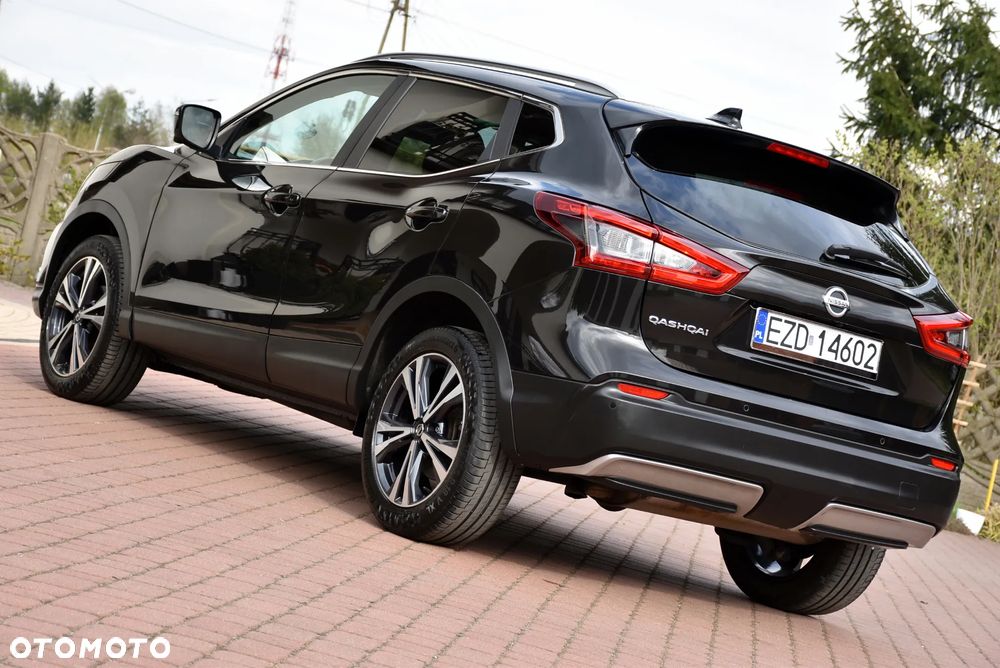 Nissan Qashqai 1.3 DIG-T N-Connecta - 4
