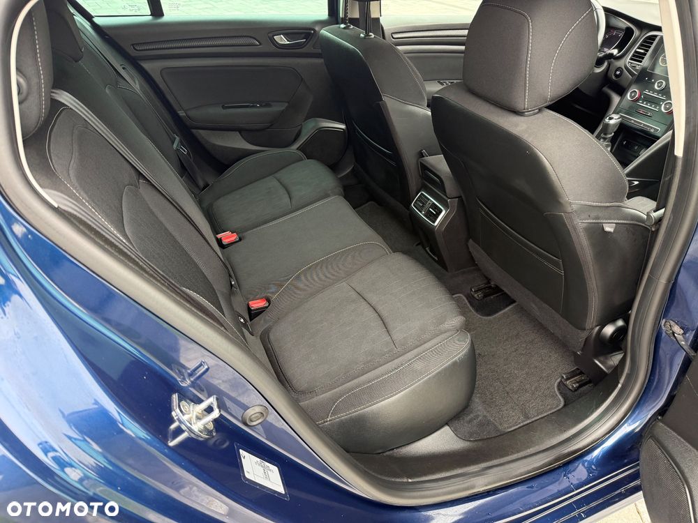 Renault Megane TCe 140 GPF LIMITED - 7