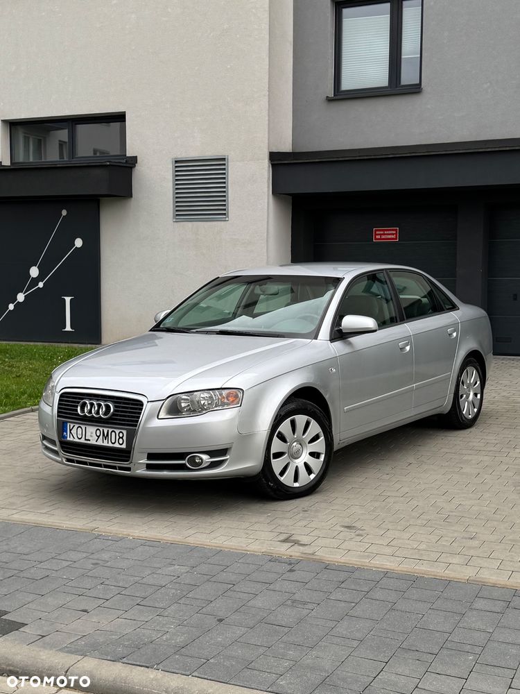 Audi A4 Limousine - 2