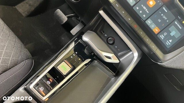 MG ZS Hybrid+ - 27