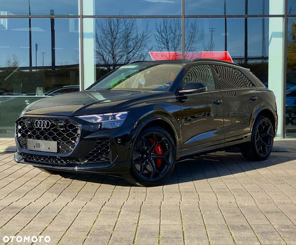 Audi RS Q8 - 4