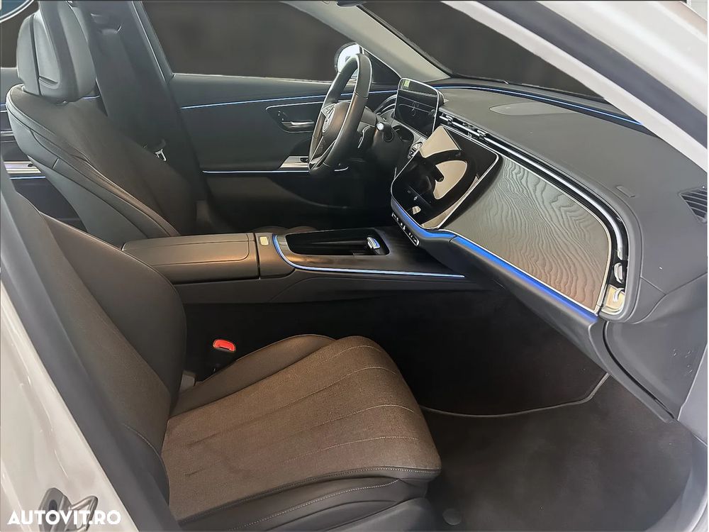 MERCEDES-BENZ E-Class 2023 — imagine 13