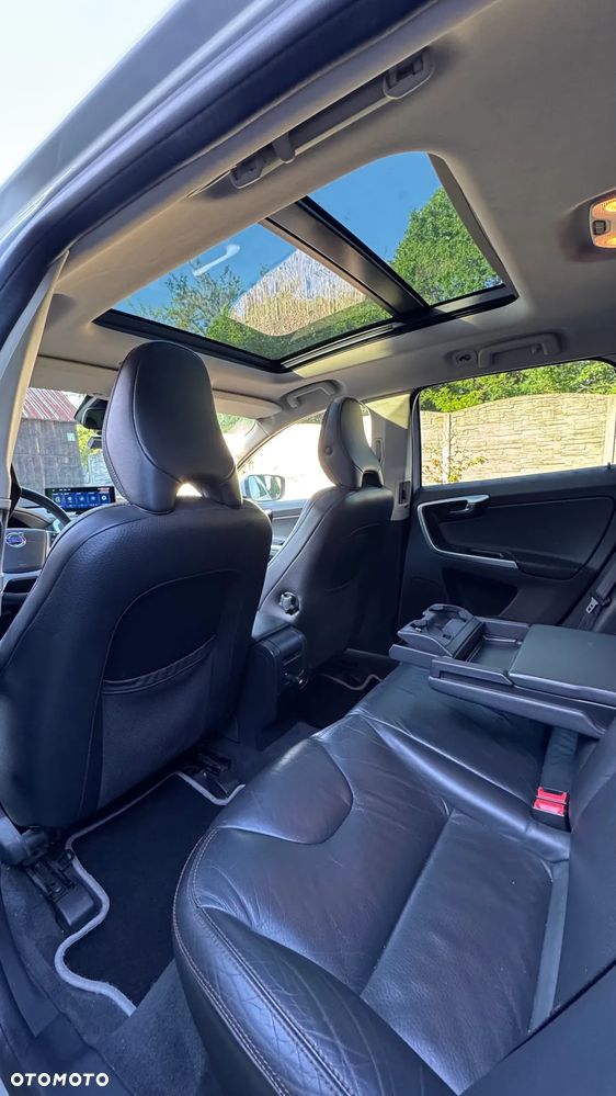 Volvo XC 60 - 8