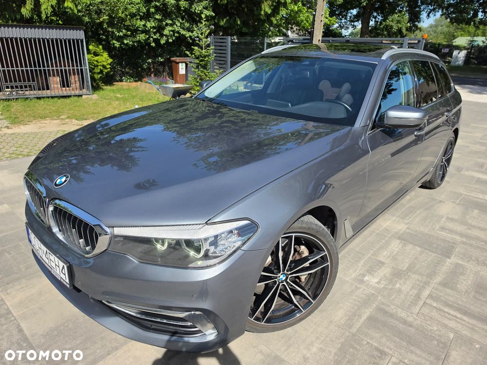 BMW Seria 5 525d Luxury Line sport - 8