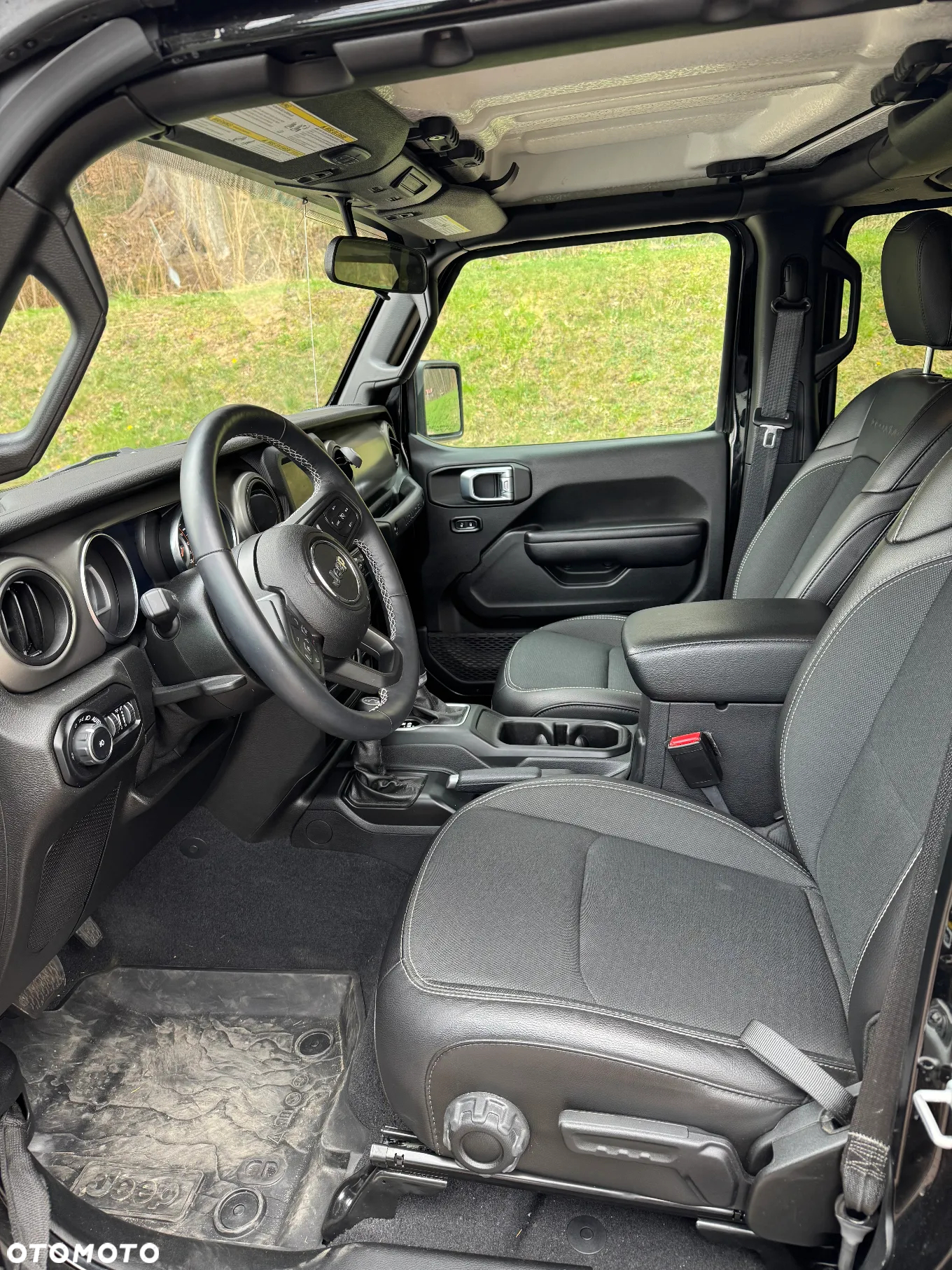 Jeep Wrangler - 20