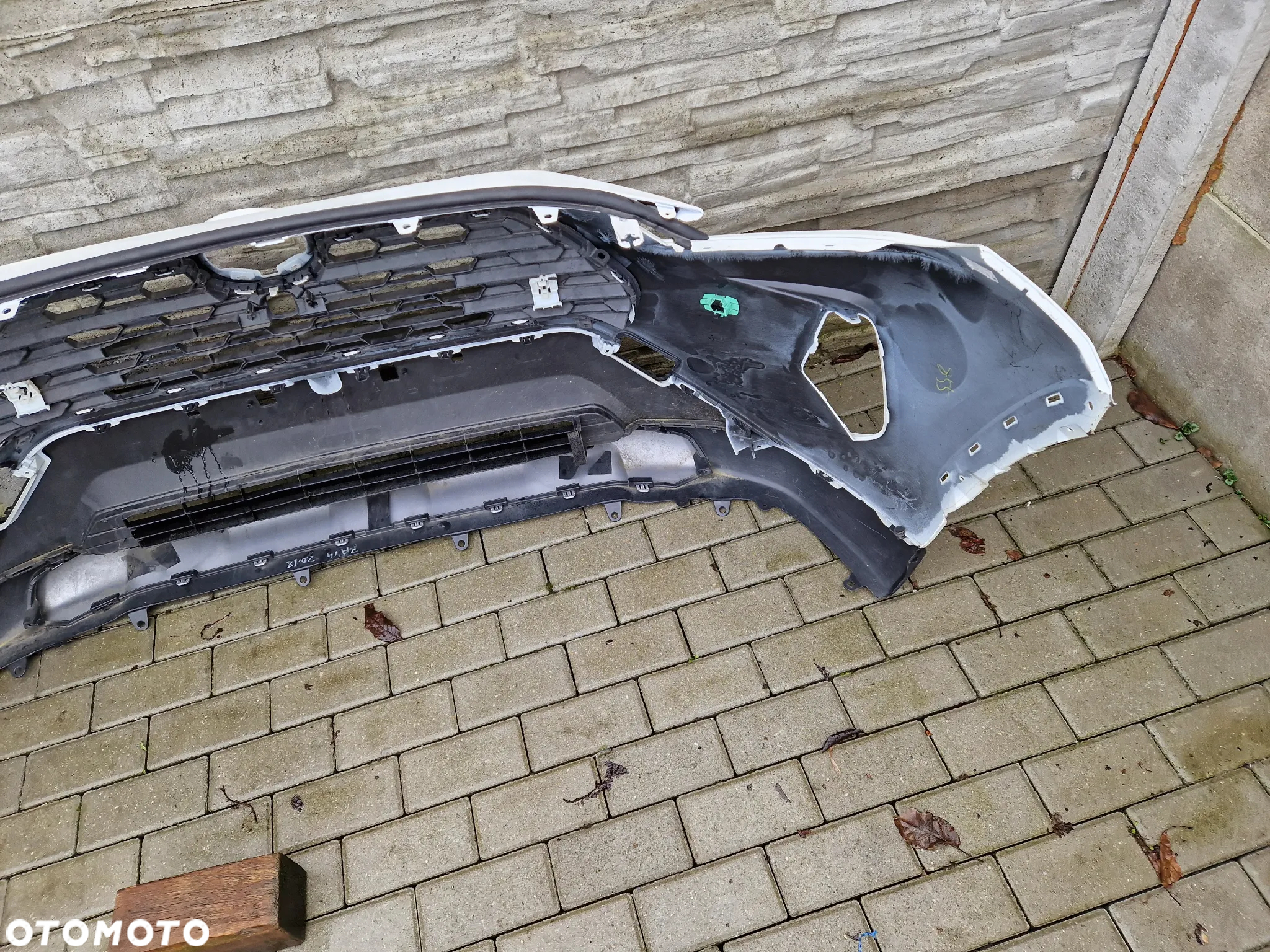 Zderzak Toyota Rav4 v 2019- - 13