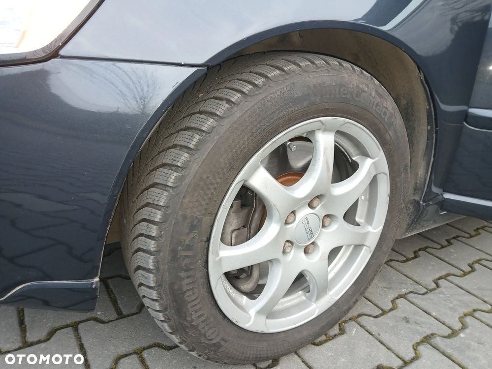 Volvo V50 D5 DPF Kinetic - 17