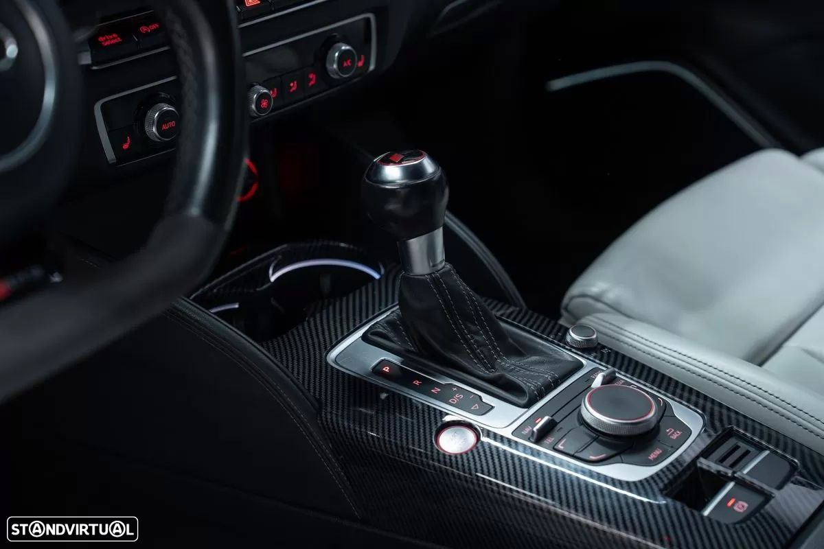 Audi RS3 Sportback 2.5 TFSI quattro S tronic - 13