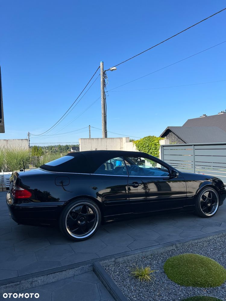 Mercedes-Benz CLK - 29