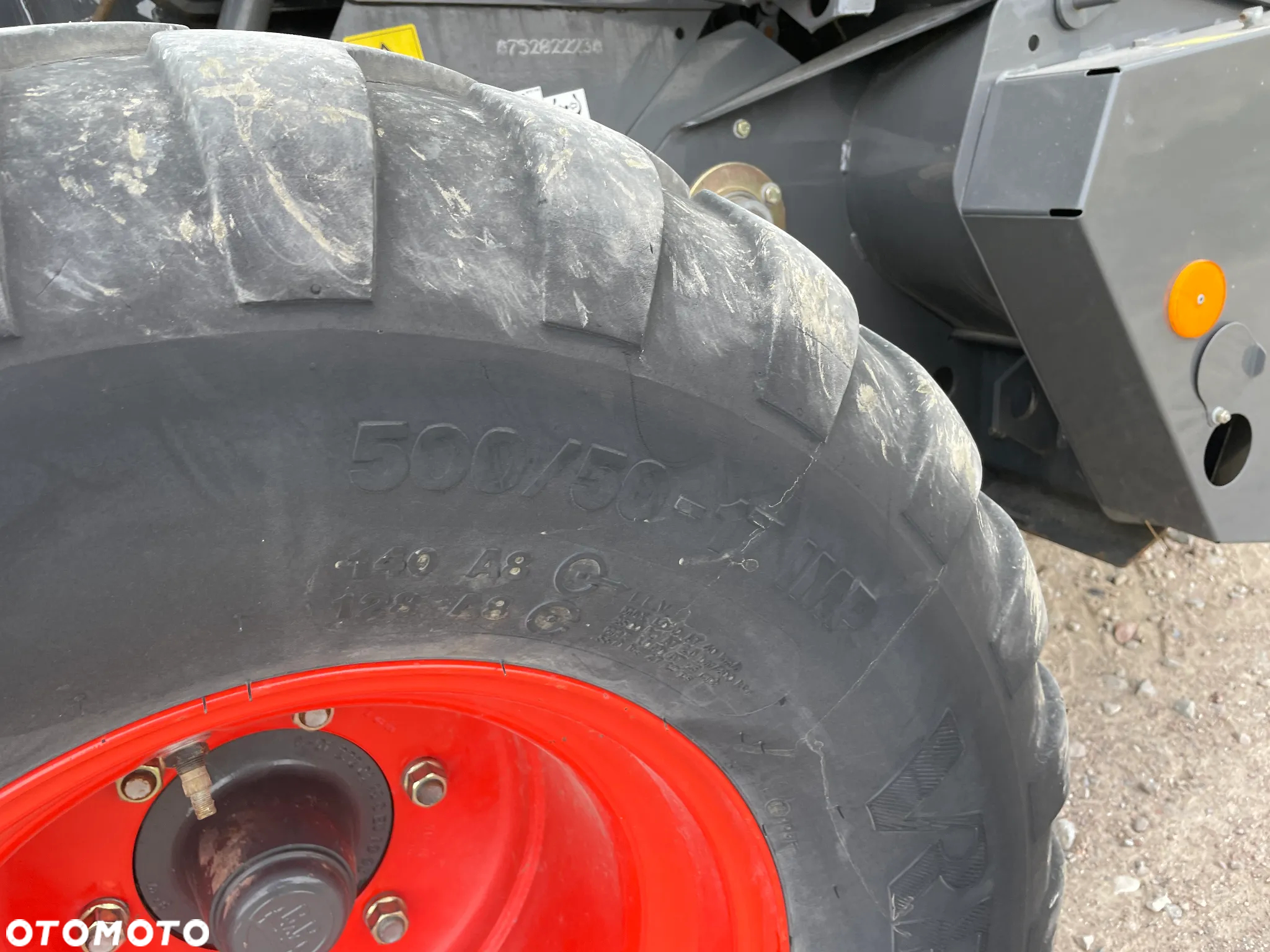 Claas Variant 380 - 9
