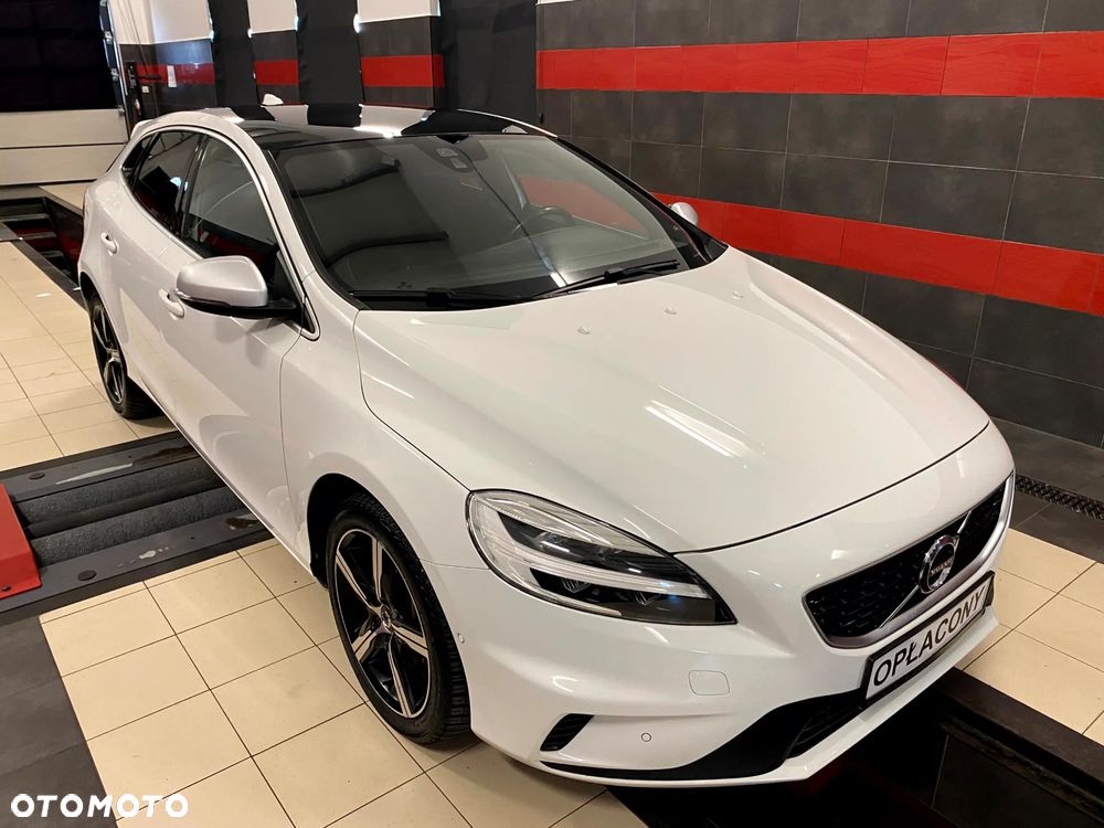 Volvo V40 D3 Drive-E R-Design Momentum - 6