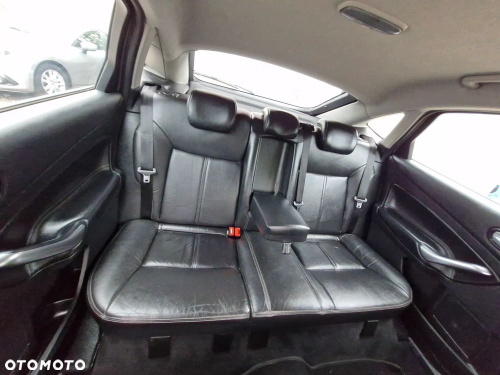 Ford Mondeo 1.8 TDCi Titanium - 19