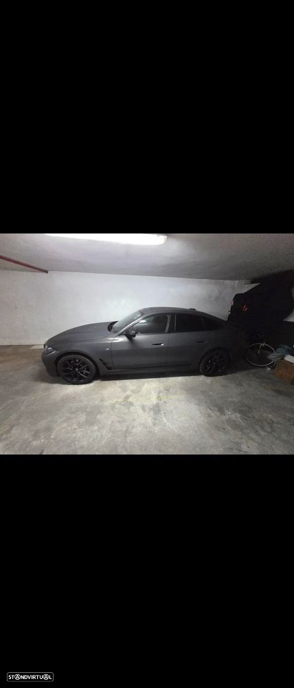 BMW i4 eDrive40 Pack Desportivo M - 11
