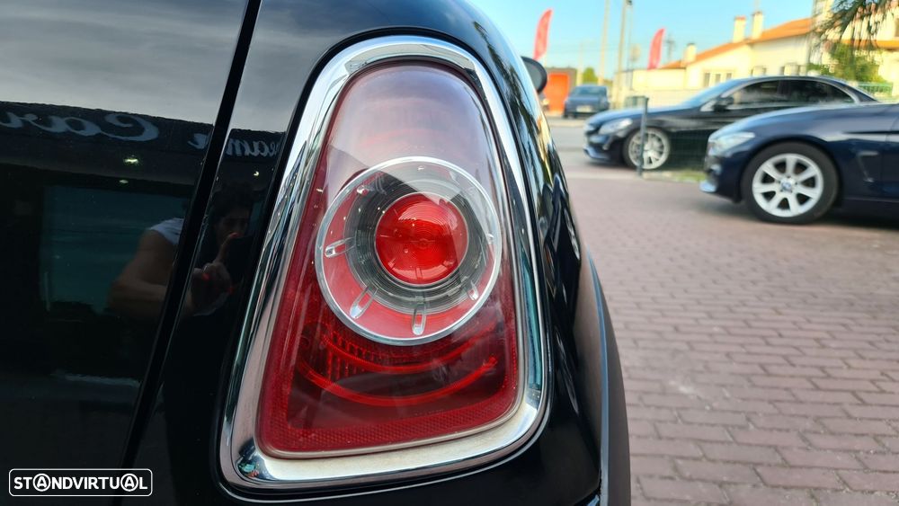MINI 3 Portas One D - 32