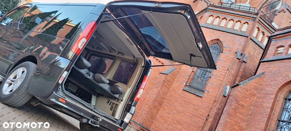 Opel Vivaro - 26