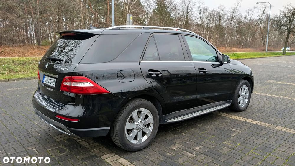 Mercedes-Benz ML - 11