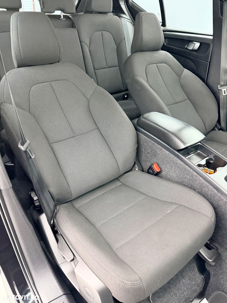 Volvo XC 40 T2 Momentum Core - 20