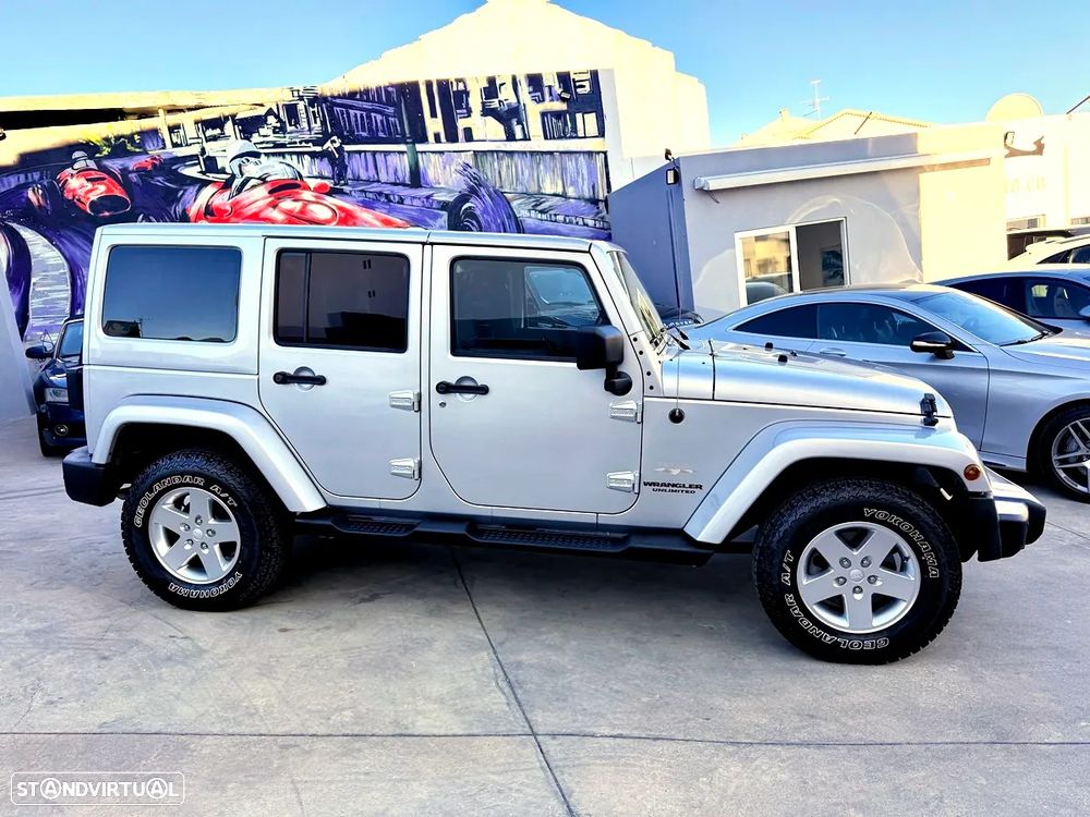 Jeep Wrangler Unlimited 2.8 CRD ATX Sahara Adventure Edition - 3