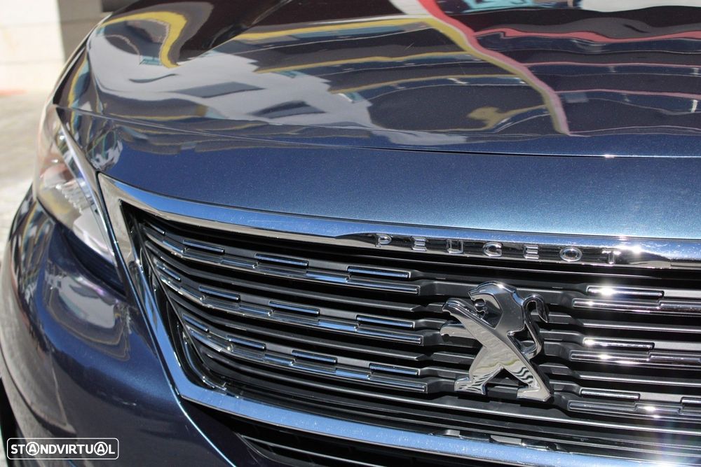 Peugeot 5008 BlueHDI 130 EAT8 Allure - 11