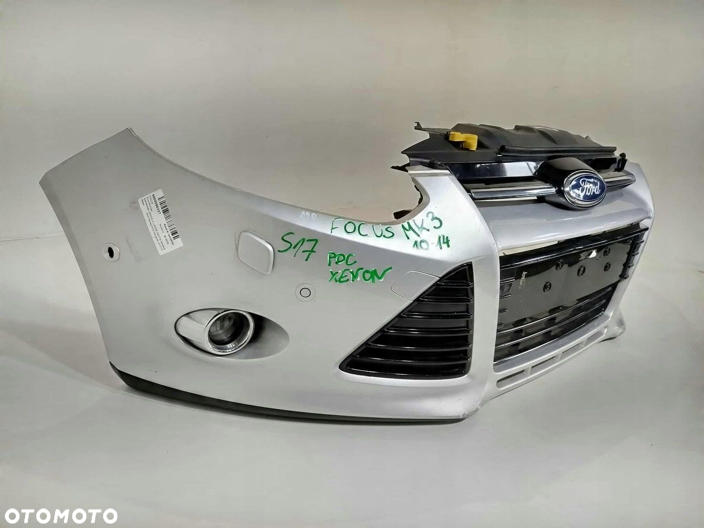 ZDERZAK PRZEDNI GRILL FORD FOCUS MK3 10-14 XENON PDC - 4