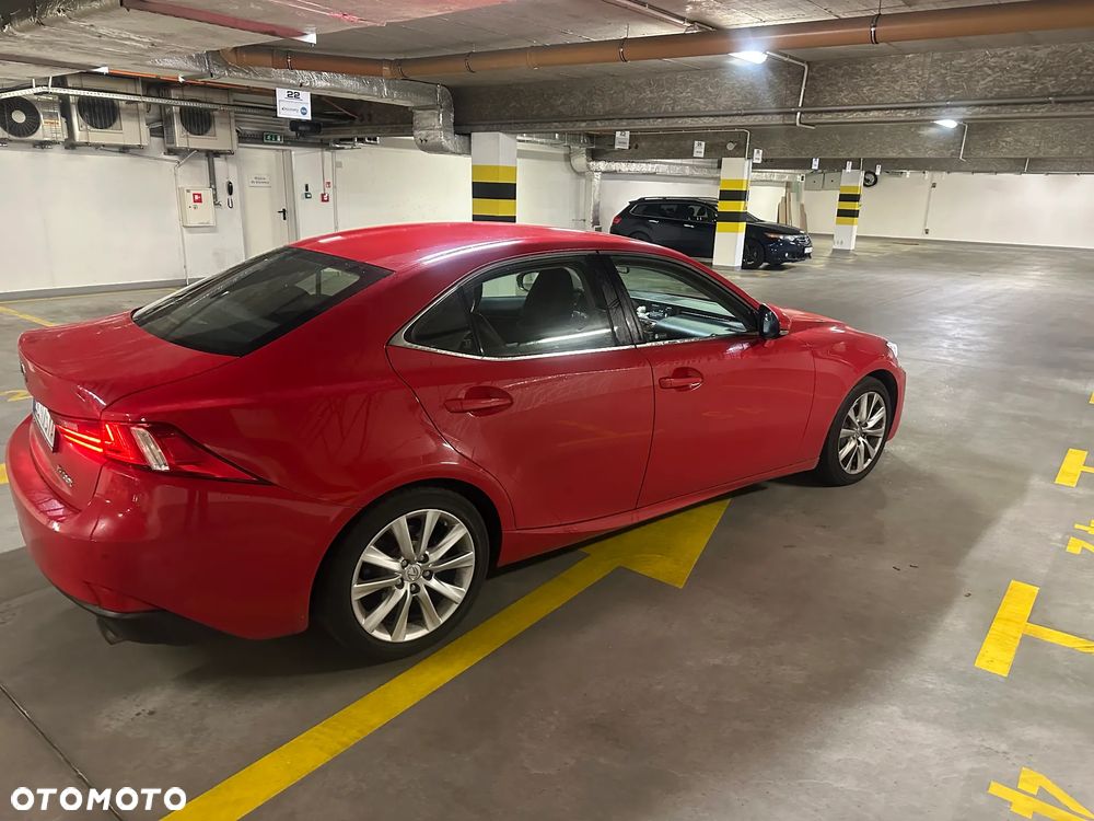 Lexus IS 200t Elite - 2