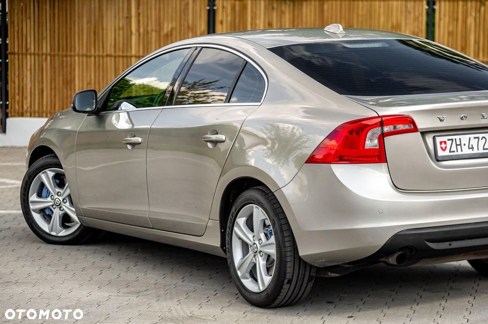 Volvo S60 - 15