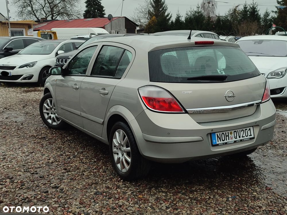 Opel Astra 1.4 Comfort / Cool - 2
