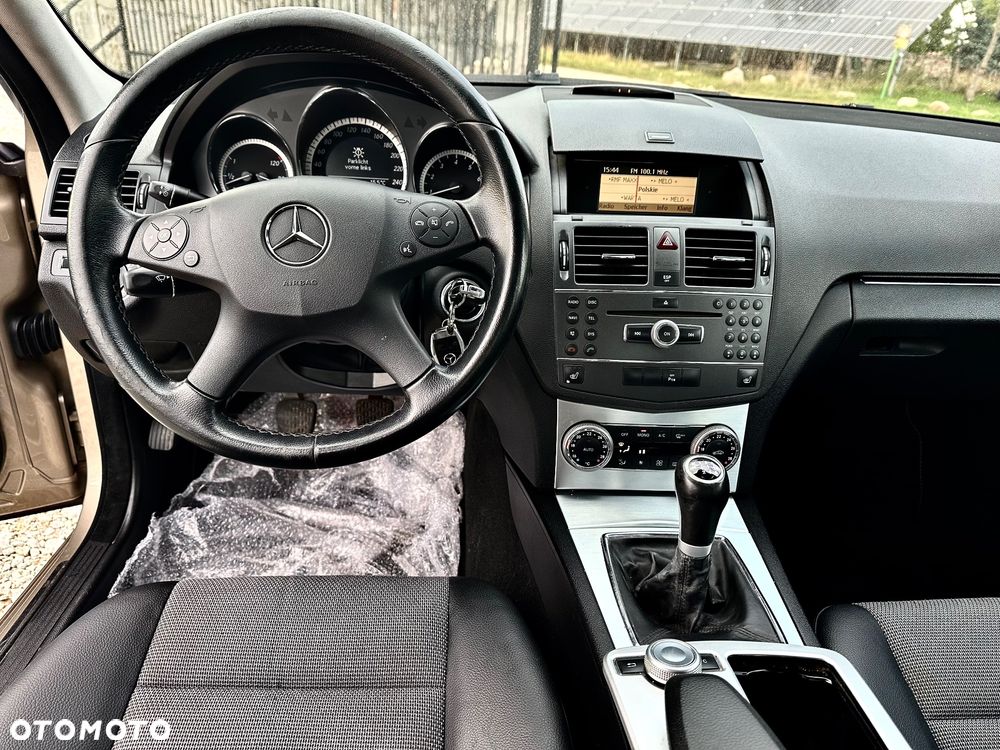 Mercedes-Benz Klasa C 180 Kompressor BlueEFFICIENCY Elegance - 7