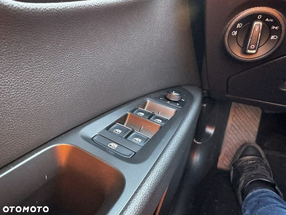 Seat Leon 2.0 TDI DSG FR - 31