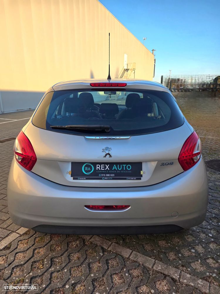 Peugeot 208 1.4 HDi Allure - 13