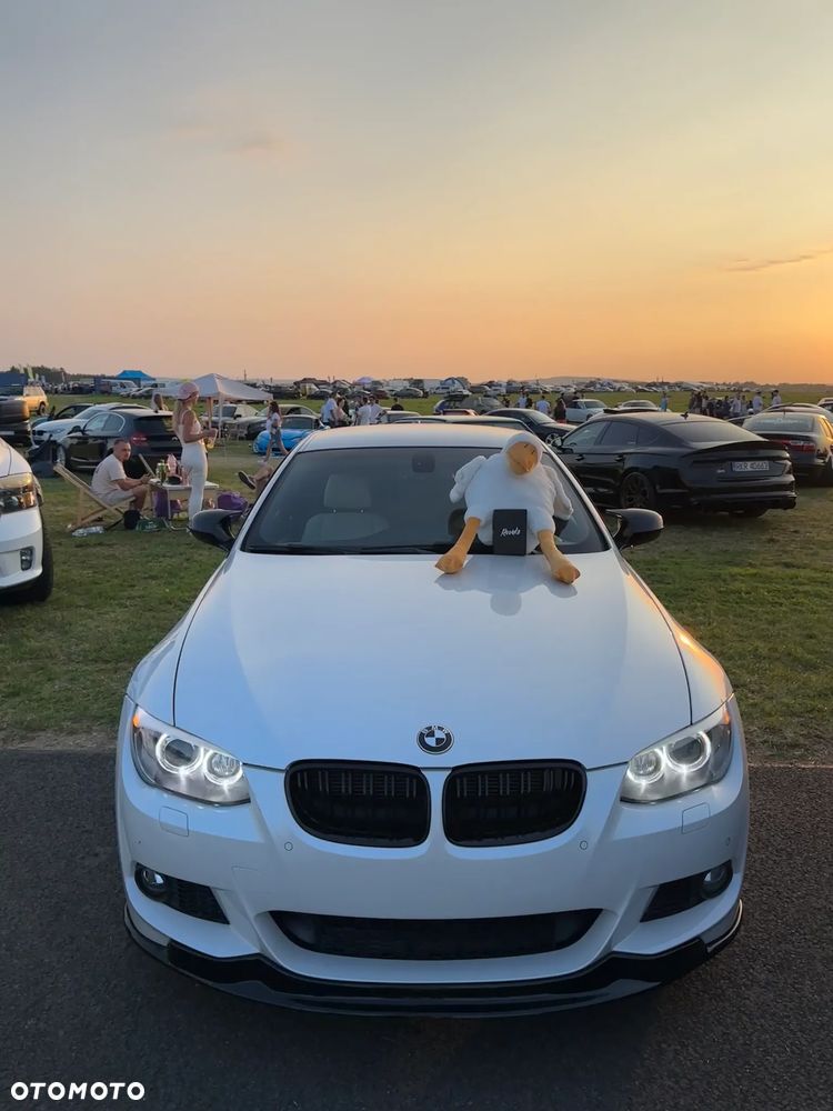 BMW Seria 3 320d DPF M Sport Edition - 3