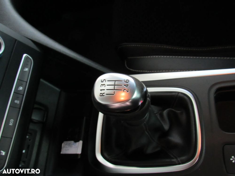 Renault Megane Energy dCi Intens - 17