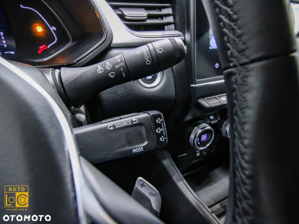 Renault Captur - 32