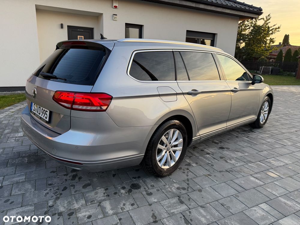 Volkswagen Passat 2.0 TDI (BlueMotion Technology) Trendline - 8