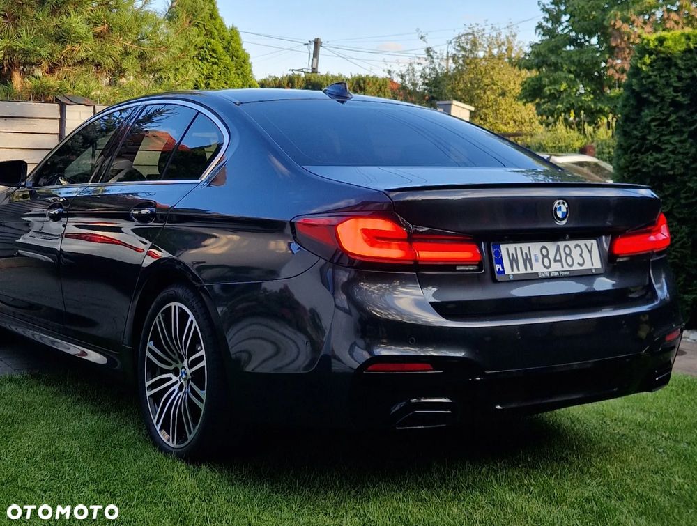 BMW Seria 5 530i xDrive - 7