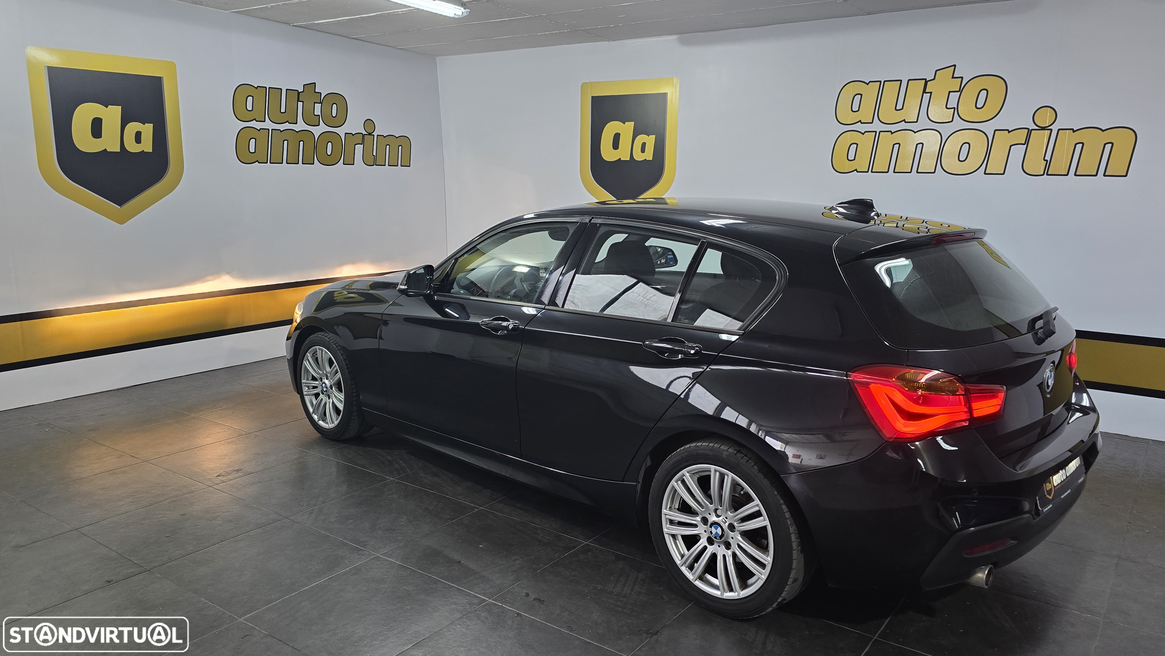 BMW 116 d Pack M - 8