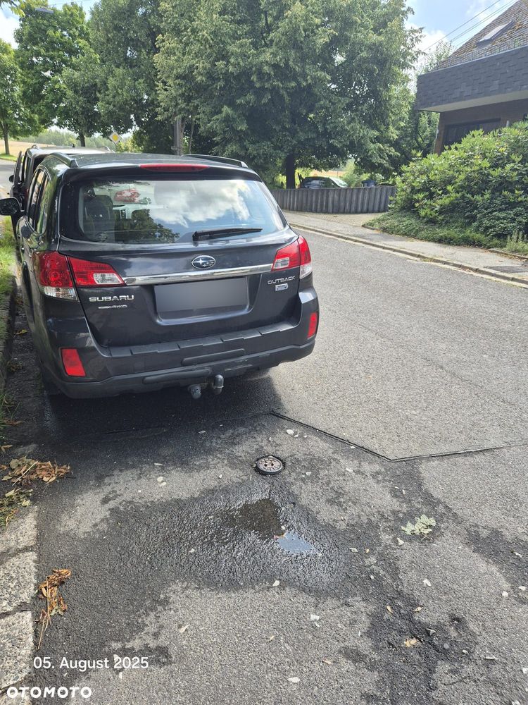 Subaru Outback 2.0D Lineartronic Active - 4