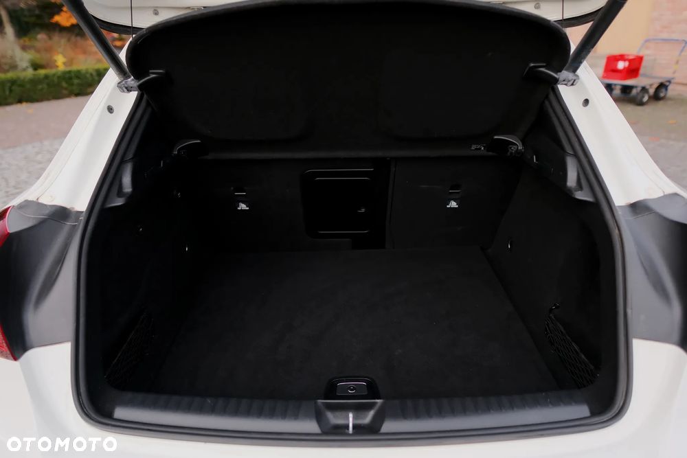 Mercedes-Benz GLA 220 4-Matic AMG Line - 8