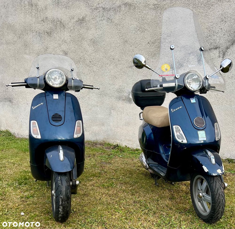 Piaggio Vespa - 2