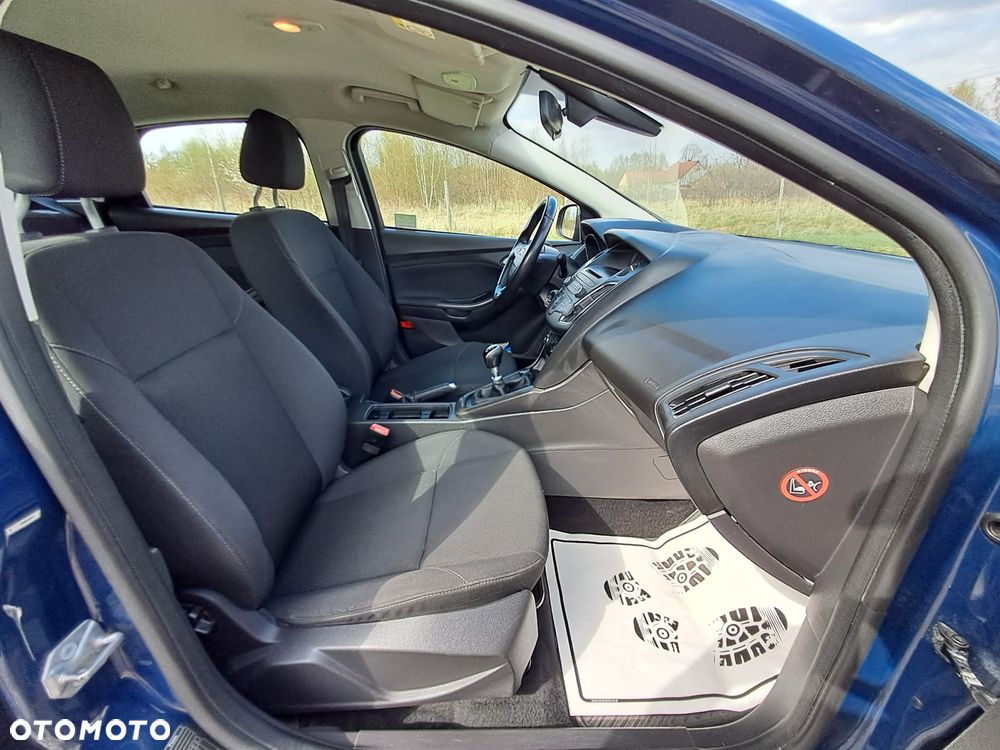 Ford Focus - 22