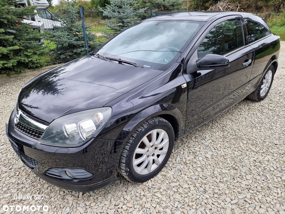 Opel Astra III GTC 1.6 Enjoy - 2