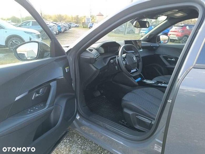 Peugeot 2008 1.2 PureTech Allure Pack S&S EAT8 - 5