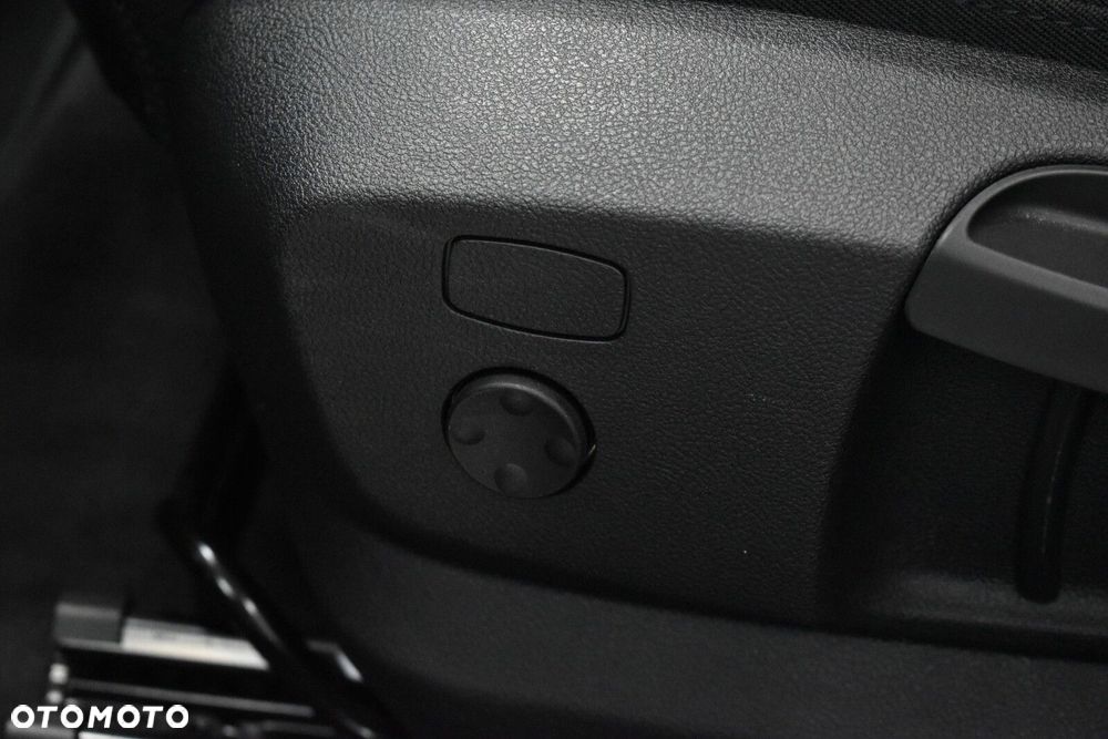 BMW Seria 1 118i Advantage - 10