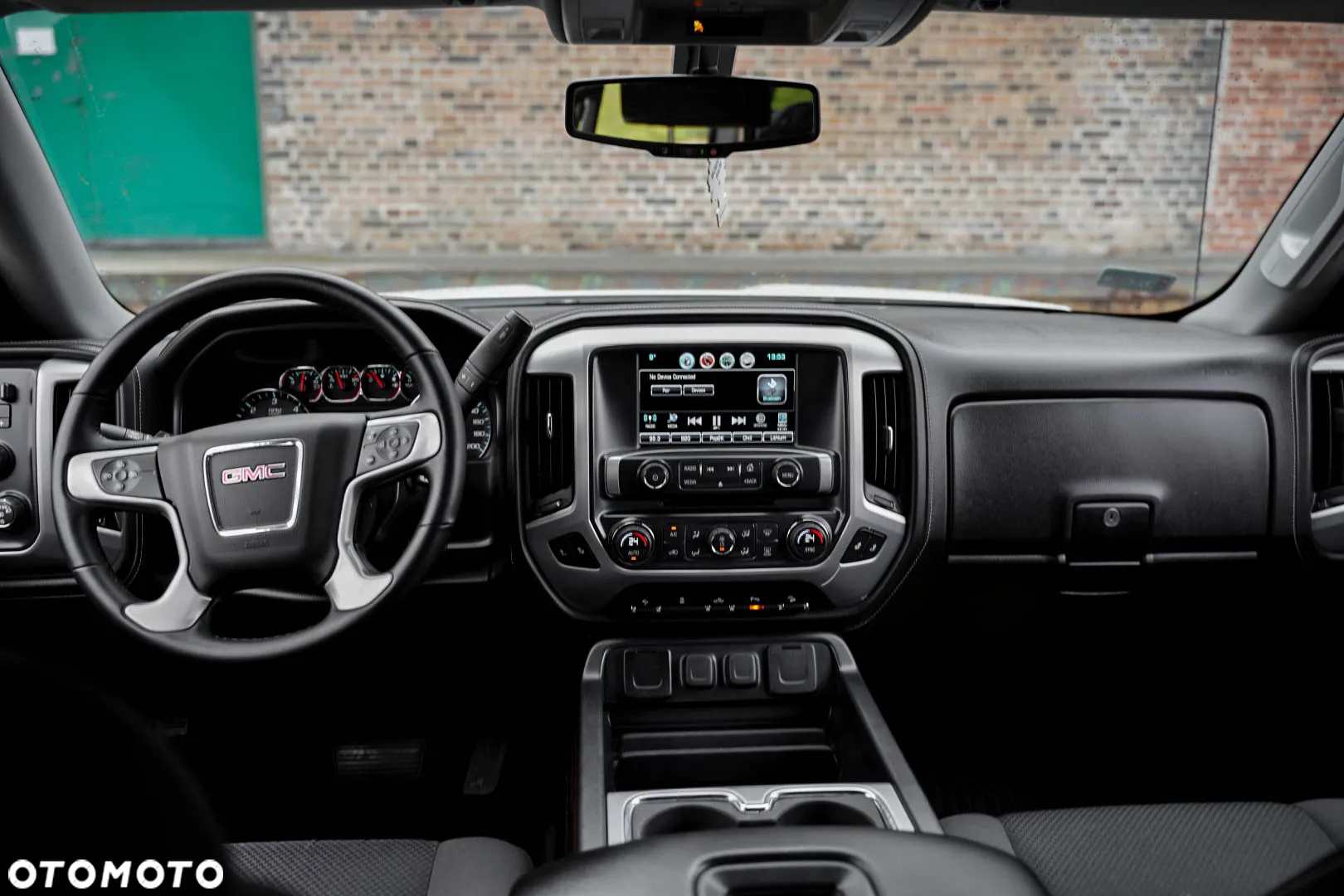 GMC Sierra - 22