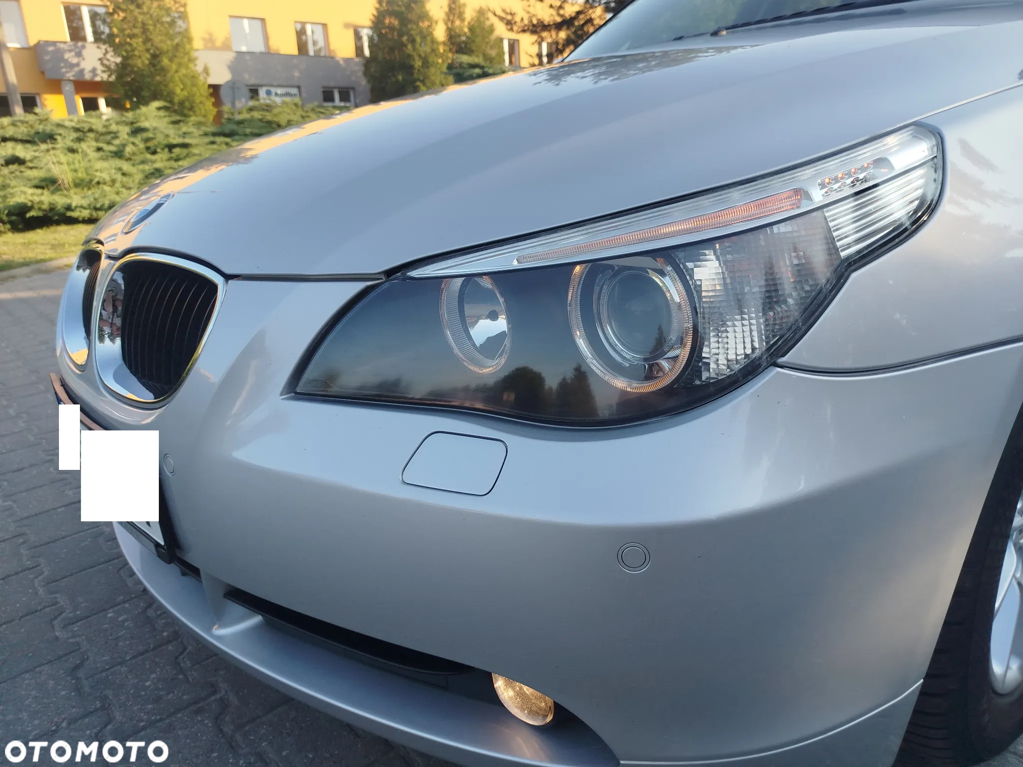 BMW Seria 5 520i - 31