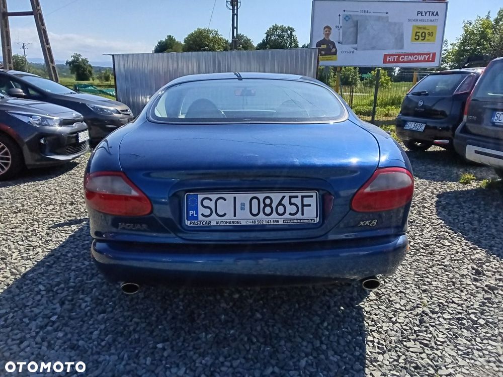 Jaguar XK8 - 5