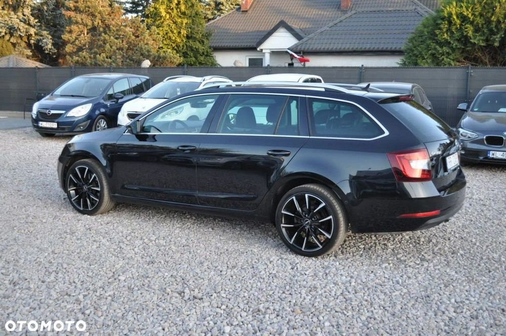 Skoda Octavia 2.0 TDI 4x4 DSG RS - 11