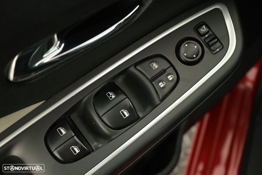 Nissan Micra 1.0 IG-T Tekna CVT - 19